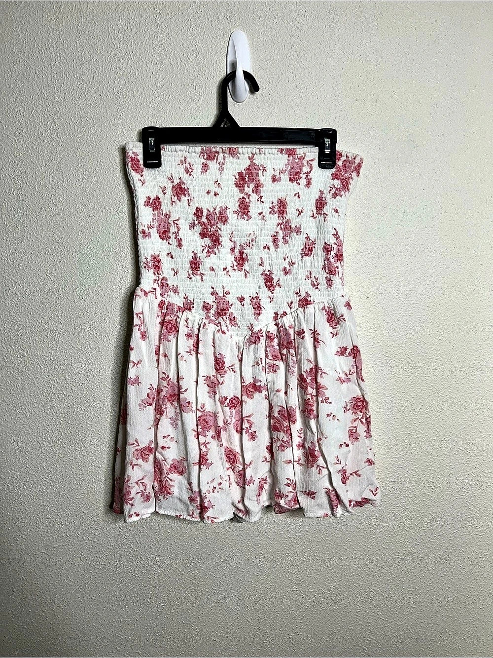 Aeropostale Floral Adjustable Strapless Romper Floral Mini Dress in White & Pink
